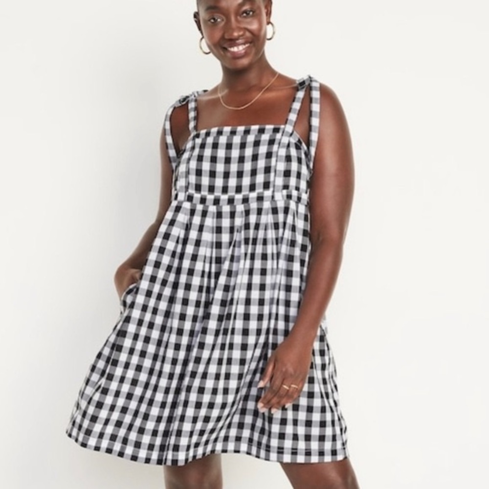 NWT Plaid Bow Tie Sleeve Dress